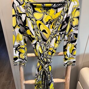Tahari Yellow and Black Long Sleeve Dress